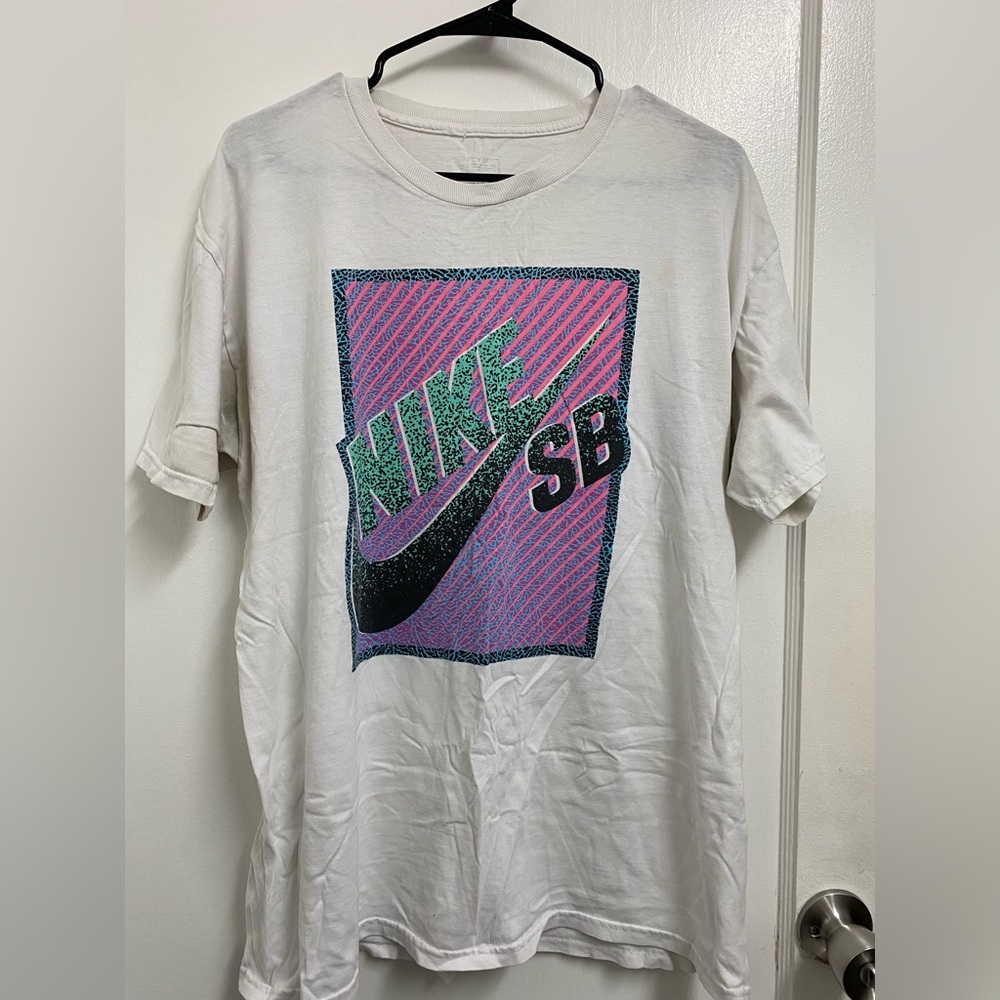 Thrifted Nike SB T-shirt